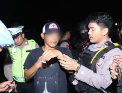 Patroli dan Razia Stasioner Operasi Berantas Jaya 2026, Polres Metro Jakarta Barat Amankan Dua Pria Beserta Barang Bukti Narkoba