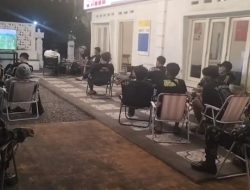 Anggota TNI Kodim 0725/Sragen Bersama Masyarakat Nobar Piala Dunia di 13 titik Koramil dari jajaran kodim 0725/Sragen