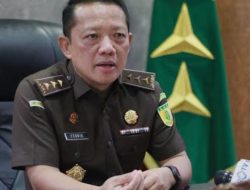 Polri Tetapkan Eks Jampidsus Febrie Adriansyah Jadi Tersangka, Diduga Terlibat Korupsi dan TPPU