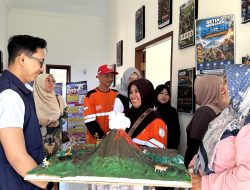 Kolaborasi PPNI Lumajang Dan KERIS Bangun Resiliensi Warga HUNTAP Melalui Edukasi Pendampingan Berbasis Komunitas