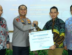 PLN Jatim Beri Penghargaan Tertinggi ke Polres Gresik atas Pengungkapan Kasus Pencurian Kabel