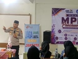 Jaga Jakarta On The Spot, Kapolsek Bekasi Barat Bekali Siswa Baru SMK Nurjamilah tentang Disiplin dan Meraih Cita-cita