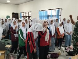 Danramil 15/Matangkuli Tanamkan Semangat Kebangsaan kepada Siswa Baru SMA Negeri 1 Matangkuli