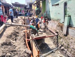 Satgas TMMD Sengkuyung Tak Kenal Hari Libur, Bersama Masyarakat dan Ormas Terus Genjot Kerjakan Pengecoran