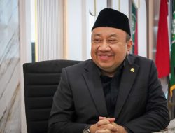 Waka Komisi X Dorong Presiden Prabowo Naikkan Gaji Guru