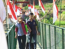 Danrem 074/Warastaratama Resmikan Jembatan Penghubung Antar Desa Dan Kelurahan Di Wonogiri