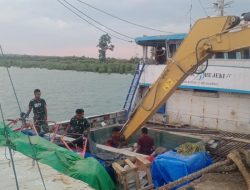 Tempuh Perjalanan Laut 4 Hari, Material TMMD ke-129 Kodim 1707/Merauke Tiba di Kampung Wanam
