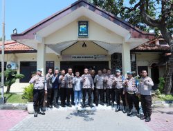 Sidak Pelayanan, Kapolres Gresik Cek Polsek Kebomas dan Pos Lantas