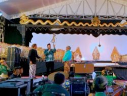 Tradisi Bersih Desa Kedungsalam Berlangsung Meriah, Bupati Malang Hadiri Pagelaran Wayang Kulit Semalam Suntuk