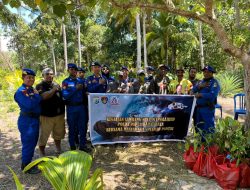 Ditpolairud Polda PBD Gelar Sambang Nusa Presisi di Pulau Soop, Tanam 1.000 Pohon dan Bagikan 200 Bendera Merah Putih