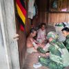 TNI Hadir untuk Rakyat: Satgas Yonif 645/GTY Gelar Layanan Kesehatan Door-to-Door di Desa Ampera