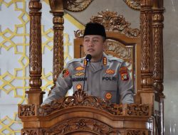 Mengawali Pengabdian dengan Doa dan Dakwah, Kapolres Metro Jakarta Barat Jadi Khotib Salat Jumat