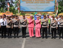 Sertijab Kapolres Metro Bekasi Kota: Dari pisah sambut Aula Lantai 7 hingga harunya pelepasan Kombes Kusumo naik mobil VW