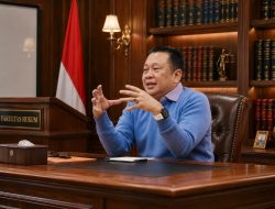 Membebaskan sektor Riil dari Tekanan Merawat Independensi Bank Central