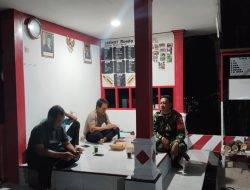 Babinsa Koramil 14 Jatisrono Ajak Warga Perkuat Keamanan Lingkungan