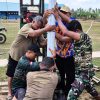 Gotong Royong TNI DAN Warga, Bangun Sumur Bor Hadirkan Harapan Air Bersih untuk Generasi Penerus
