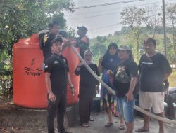 Babinsa Gesi Bergerak Cepat Atasi Krisis Air, 8.500 Liter Bantuan Disalurkan untuk Warga Srawung
