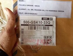 Polres Gresik Antar SKCK ke Rumah Warga