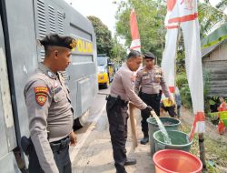 Dipimpin Kasat Samapta, Polres Mesuji Salurkan Bantuan Air Bersih untuk Warga Desa Labuhan Permai