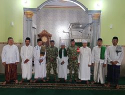 Sentuhan Spiritual TNI, Danramil Sempu Jadi Imam dan Khatib Salat Jumat di Banyuwangi