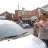 Semarakkan HUT ke-81 RI, Polres PALI Bagikan Bendera Merah Putih kepada Warga