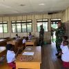 Tingkatkan semangat belajar anak Papua,Satgas Yonif 645/Gty kunjungi SD Inpres Eragayam