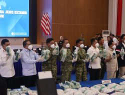 Pangdam XIX Tuanku Tambusai Saksikan Ketamin 1,3 Ton Dibakar, Hasil Penggagalan MV King Sun