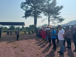 Siaga Darurat Karhutla, Pos Kotis Satgas Yonarmed 13/Nanggala Bersama Polsek, Kecamatan, dan Perusahaan Sawit Gelar Apel Gabungan di Badau