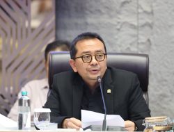 Kapal Penumpang Kembali Terbakar, Wakil Ketua Komisi V Desak Ramp Check Serentak