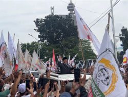 Presiden Prabowo Sapa 10 Ribu Massa Aksi Damai di GBK, Don Muzakir: Program Rakyat Harus Dijaga dan Dikawal
