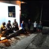 Babinsa Koramil Jatipurno Bersama Bhabinkamtibmas Laksanakan Patroli Malam