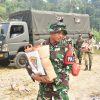 Satgas Pamtas RI-Malaysia Yonarmed 19/Bogani Gelar Jumat Peduli
