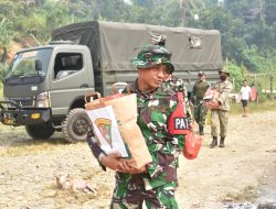 Satgas Pamtas RI-Malaysia Yonarmed 19/Bogani Gelar Jumat Peduli
