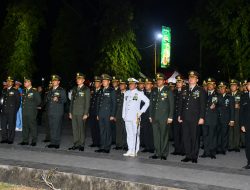 Khidmat Renungan Suci di TMP Ksatria Ksetra Siguntang, Danrem 044/Gapo dan Forkopimda Sumsel Hormati Jasa Pahlawan