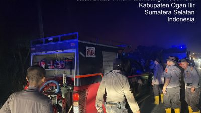 Karhutla Mendekati Permukiman, Personel Ops Aman Nusa Polda Sumsel Cegah Api Menyeberang Bypass Indralaya