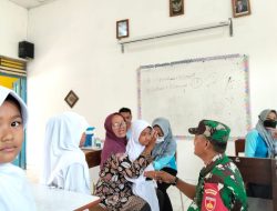 Babinsa Dukung Pelaksanaan Bulan Imunisasi Anak Sekolah