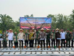 Kapolres Lahat Turun Langsung Tanam Bawang Putih, Dukung Percepatan Swasembada Pangan Nasional