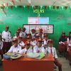 Satgas Pamtas Kewilayahan RI – PNG Yonif 645/Gardatama Yudha TNI Pos Kotis Walesi melaksanakan Renovasi Ruang Kelas Madrasah Ibtidaiyah Merasugun Asso Walesi