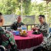 Pererat Tali Silaturahmi dan Sinergitas di Tapal Batas, Satgas Yonarmed 13/Nanggala Terima Kunjungan Persahabatan dari 11 Rejimen Askar Melayu Diraja Malaysia
