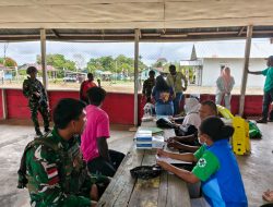 Satgas Yonif 645 / GTY Pos Muara Nawa Laksanakan Kegiatan Posyandu Bersama Puskesmas Airu