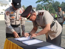 Penyegaran Struktur Organisasi, Kapolres Toraja Utara Pimpin Sertijab Tiga Kapolsek dan Lantik Kasi Humas Baru