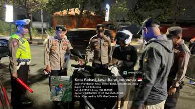 Jaga Jakarta On The Spot, Waka Polsek Bekasi Barat Pimpin KRYD dan Razia Stasioner Cegah Tawuran