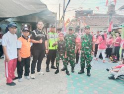 Babinsa Joyotakan Amankan Jalan Sehat Warga yang Dihadiri Wali Kota Surakarta