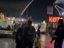 Aksi Humanis Sat Reskrim Polres Toraja Utara Bagikan Cokelat untuk Anak-Anak Sembari Pantau Kamtibmas