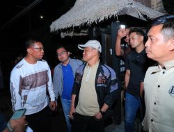 Kapolda Bersama Gubernur NTB Tinjau Rumah Adat Sasak Sade yang Terbakar