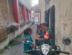 Bincang Santai Menjadi Cara Ampuh Babinsa Kemlayan Selalu Dekat dan Berinteraksi Langsung Dengan Warganya