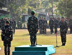 Upacara Bendera Mingguan, Kobarkan Semangat Pengabdian Prajurit TNI AD di Merauke