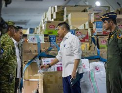 Enam Pesawat TNI AU Kembali Diberangkatkan Bawa Bantuan Bencana ke NTT dan Kalimantan