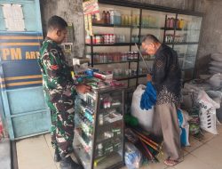 Cek Pupuk Subsidi, Babinsa Posramil Lapang Pastikan Stok Untuk Petani