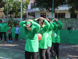 Jaga Kebugaran, Pererat Kekompakan dan Peduli Kesehatan, Persit KCK Kodim 1310/Bitung Gelar Olahraga Bersama, Lomba, serta Pemeriksaan Kesehatan Gratis, Semarakan HUT ke-81 RI